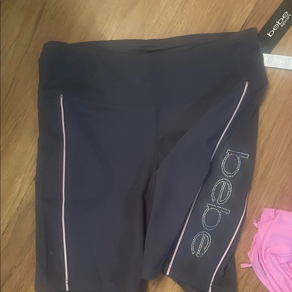 Bebe Pink Top and Charcoal Shorts Ensemble xl size for both - Picture 2 of 4